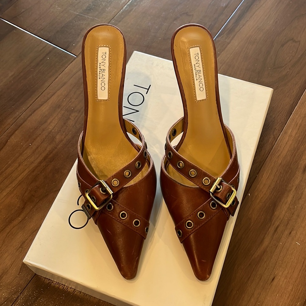 Tony bianco mule 5.5